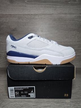 Nike Air Jordan Flight Court GS Size 5.5 Youth / Women’s 7 HF3333-004 NEW